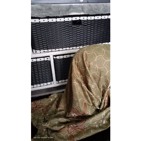 KERUDUNG SEGI EMPAT UMAMA SYAR'I