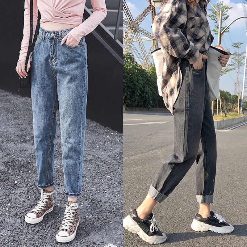  Celana  Jeans  Wanita  Model High Waist dengan Potongan 