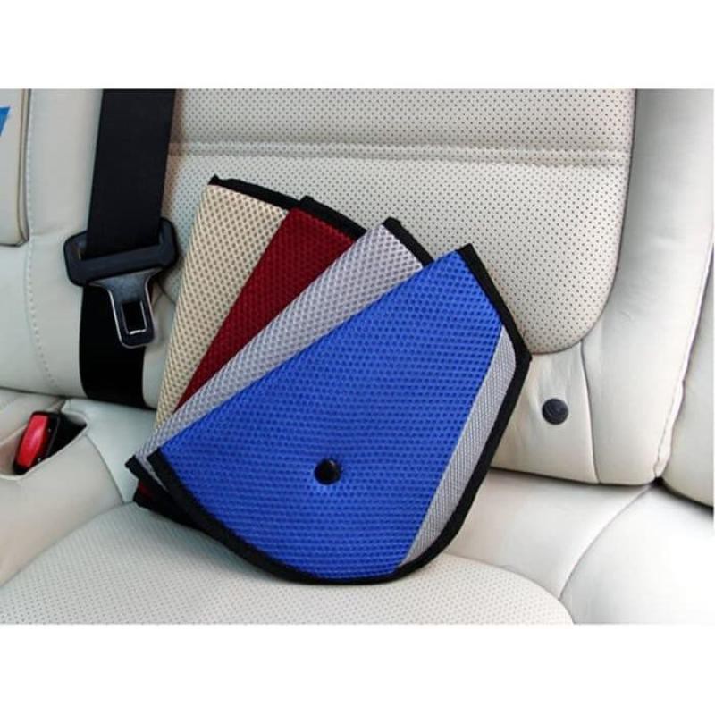 Penahan Sabuk Pengaman Mobil Anak / Triangle Car Seat Safety Belt