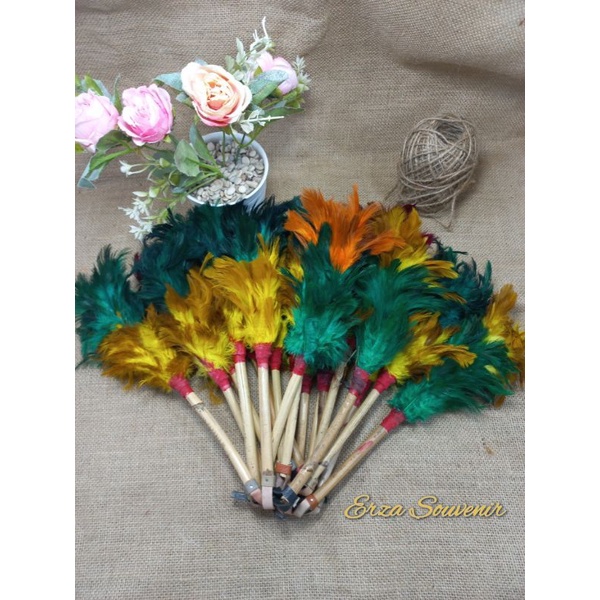 Souvenir kemoceng mini murah seribuan