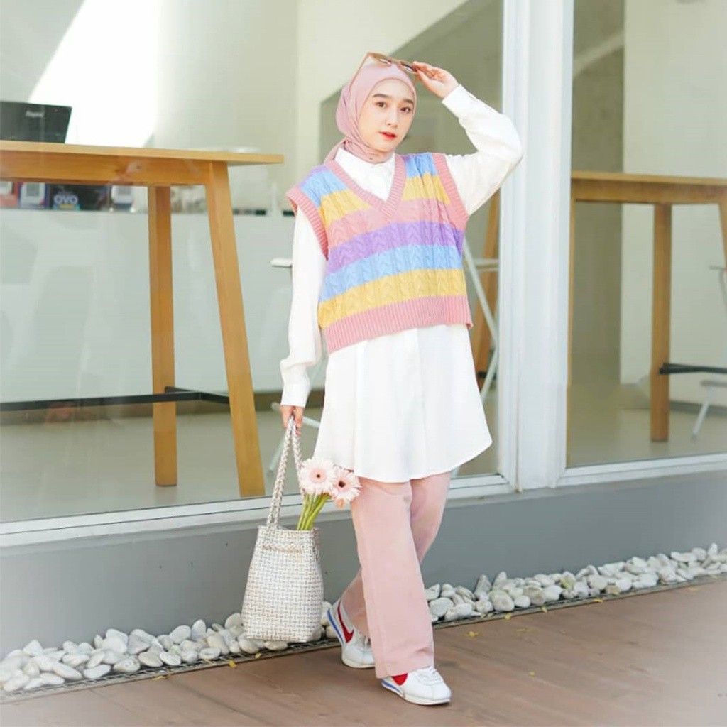 Candy Cable Vest Rompi Rajut Wanita / Vest Cable Rainbow / Rompi Rajut Wanita Warna Pelangi / Rompi Vest Cabel / Rompi Cable Rajut