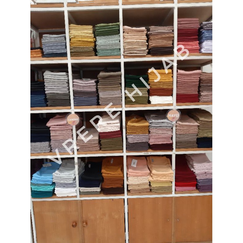 promo kerudung segi empat rawis Elita