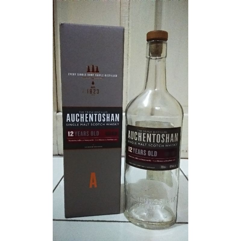 Jual Botol Bekas Auchentoshan 12 Y.O - Lowland Single Malt Scotch Whisky.
