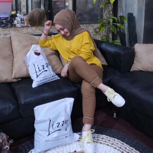 Lizzy - BIANCA SWEATER PREMIUM