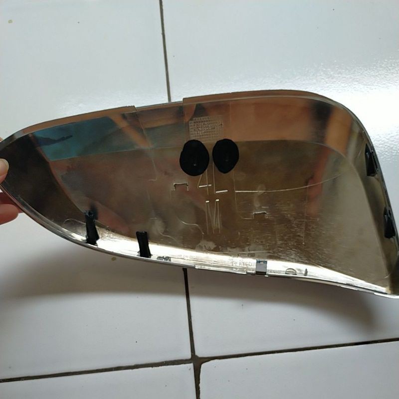 Cover spion Innova rebon crome kiri