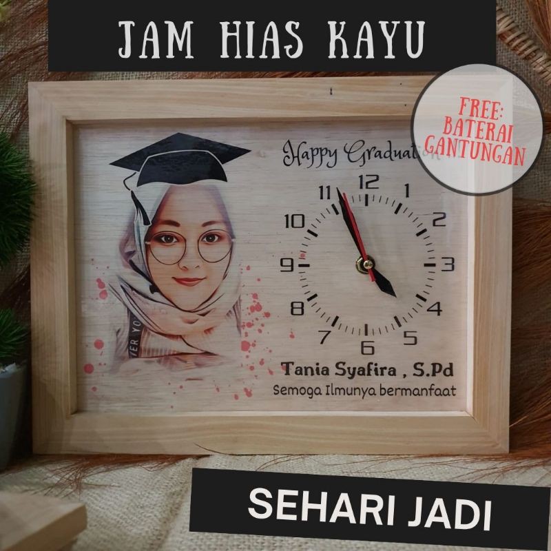 [SEHARI JADI] Kado Kayu Jati Belanda Foto Karikatur