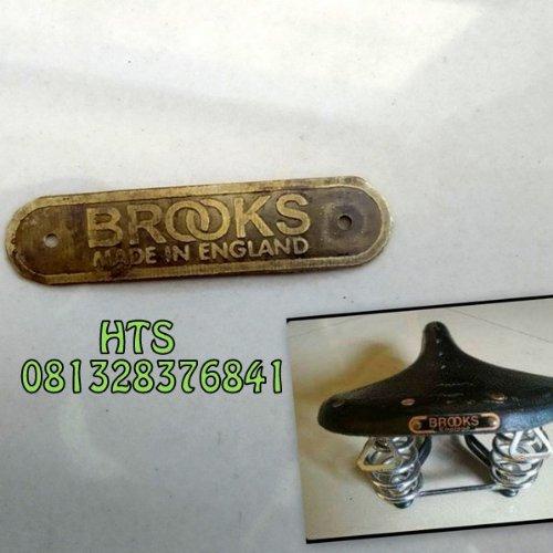 Plat Merk Sadel Brooks - Plat Merk Jok Brooks - Plat Brooks - Emblem Sadel Brooks