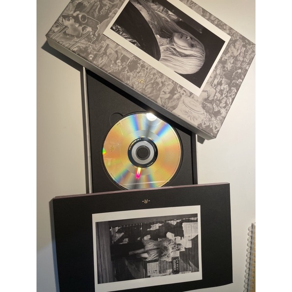 [Sharing] Rose first single album -R- ROSE ALBUM