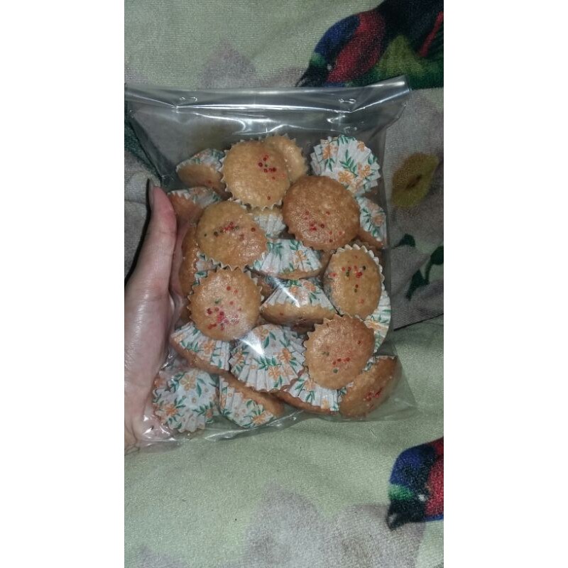 

KUE KERING/KUE MANGKOK/KUE MANGKUK(PACKING MENGGUNAKAN BUBLEWRAP+DUS+PLASTIK)