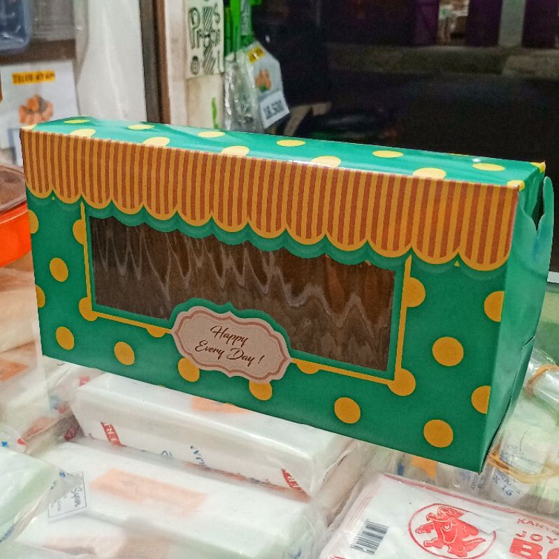 

Box / Dus Kraft Polkadot Colorful