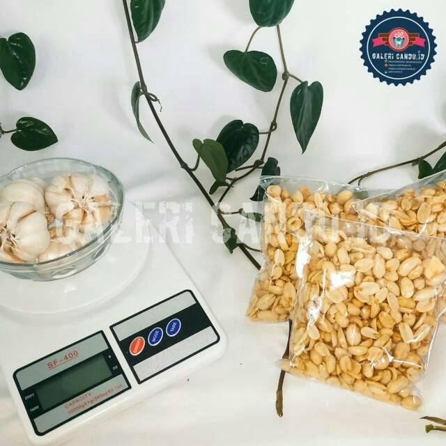 

Kacang Asin Goreng/ Kacang Bawang Gurih