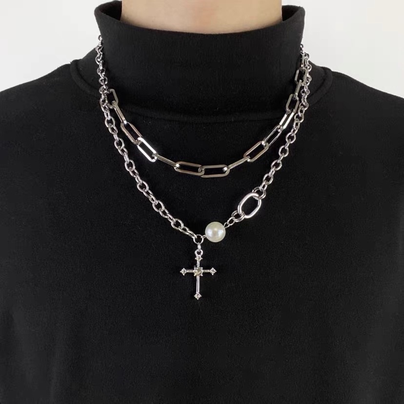 YEEZII Kalung Rantai Choker Liontin Salib Kristal Mutiara Lapis Ganda Warna Silver Untuk Aksesoris Perhiasan