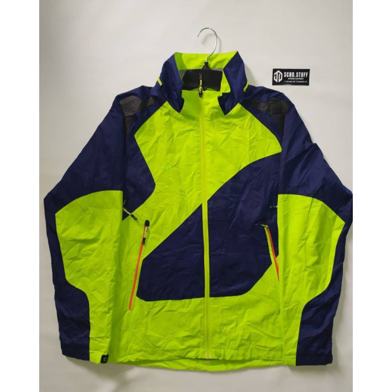 JAKET OUTDOOR FUZZO