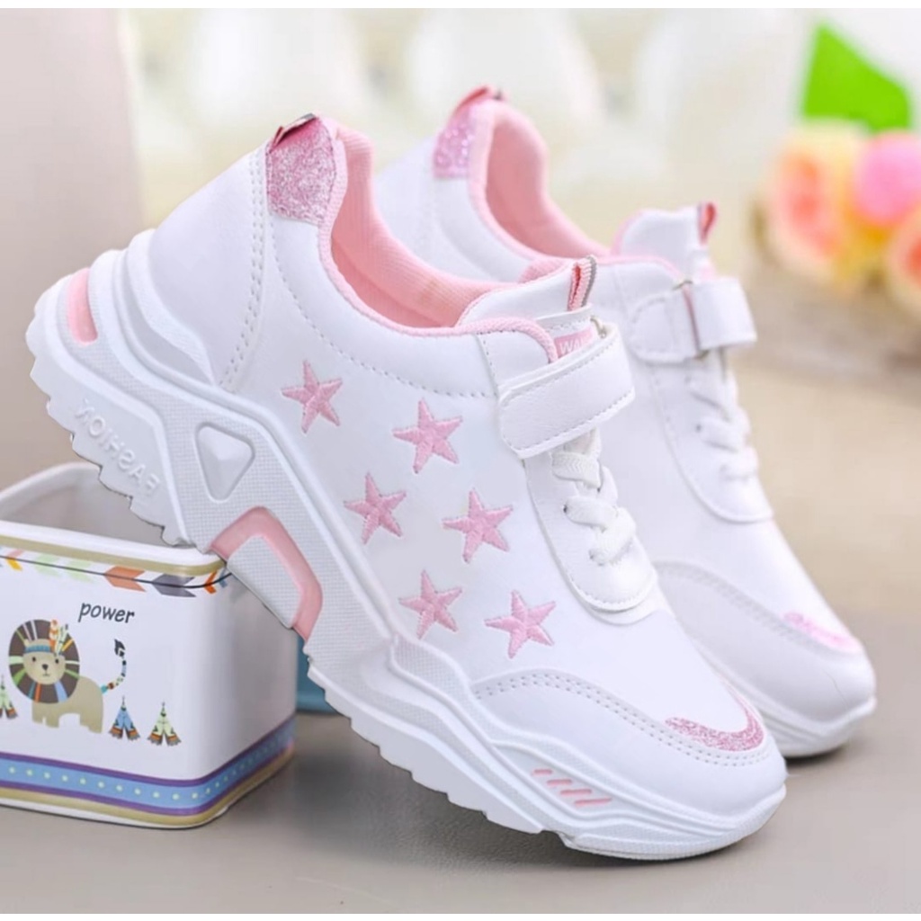 DCAL SEPATU SNEAKERS ANAK BM505