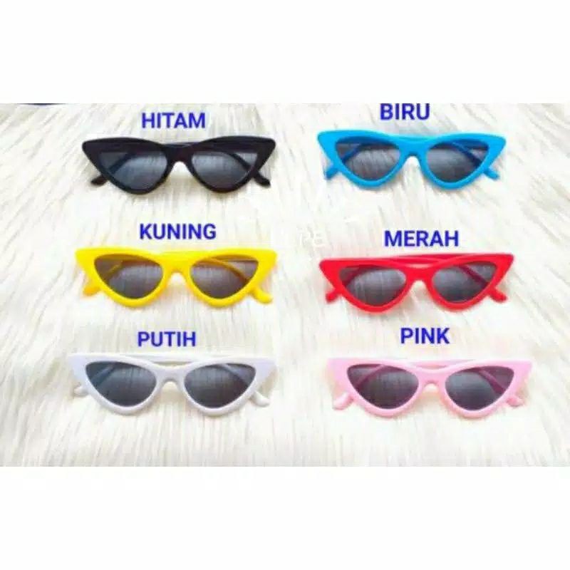 Korean Fashion Segitiga Mata Kucing Kacamata Hitam Wanita/Pria Sunglasses