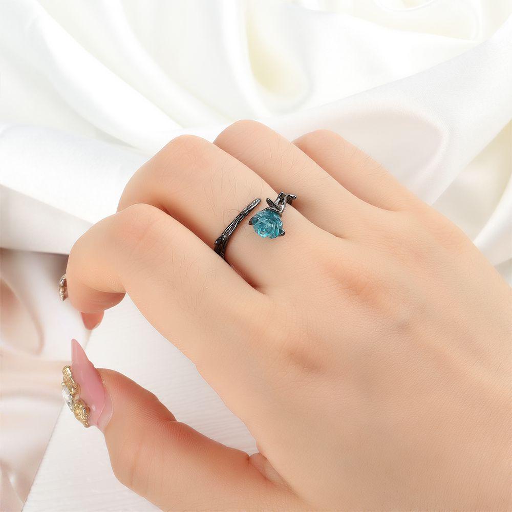 Cincin Mawar Duri Atas Pembukaan Hadiah Pembukaan Fashion Kreatif