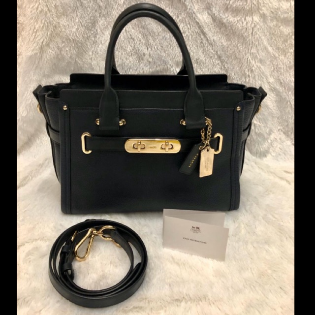 PRELOVED Coach Swagger Navy Blue size 27