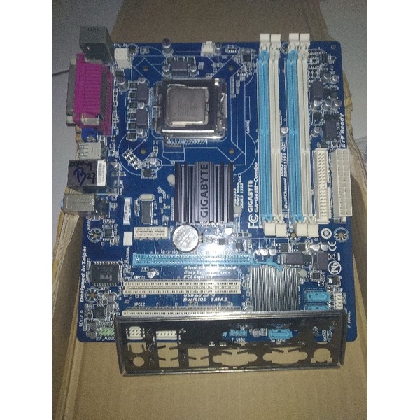 Motherboard Gigabyte G41 COMBO DDR2-DDR3 Mobo G41 LGA 775 Prosesor E5700