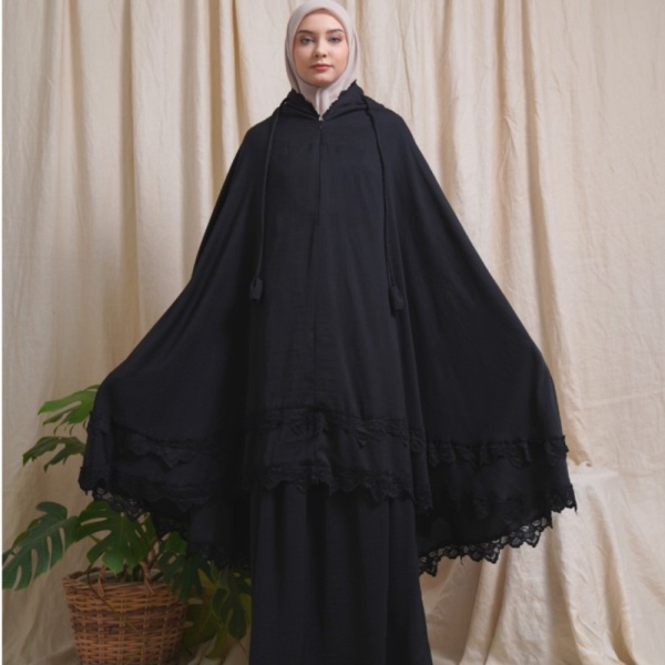 Mukena 2in1 Zahra Travel Zara Silk Hampers Sajadah dan Box Afsha - Hitam Limited