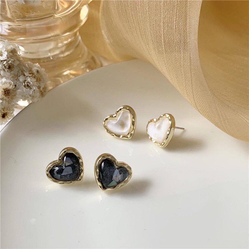 Needway  Wedding Peach Heart Jewelry Quicksand Small stud Earrings Party Transparent Gold Metal Black White Phnom Penh/Multicolor