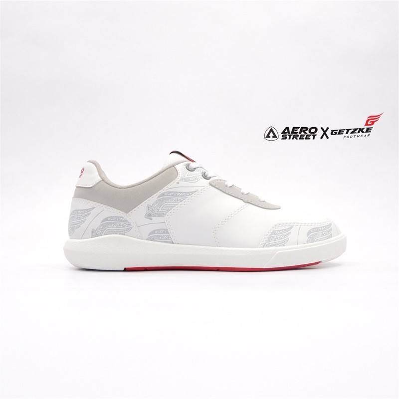 Aerostreet Bersinar Putih Abu Getzke