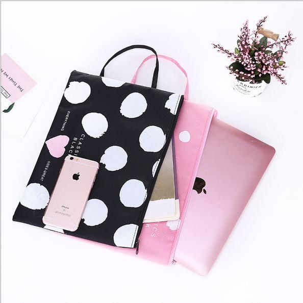 

Map A4 Motif Polkadot / garis-garis