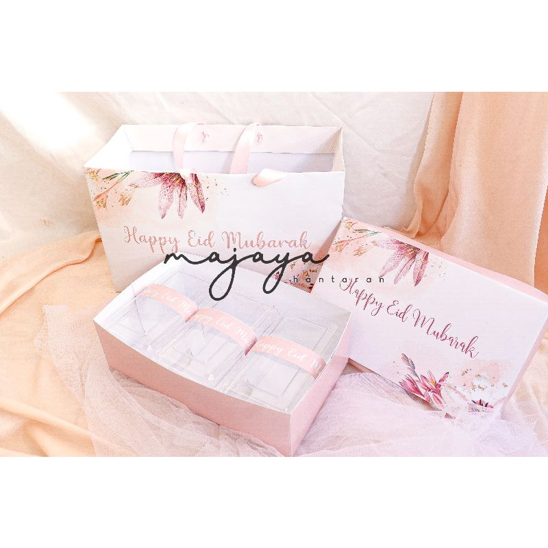 

Custom Hampers Box , Box Kue Kering, Hampers Lebaran, Hammpers Box , Box Hampers, Box Lebaran, Paper Bag (MINIM 5 PCS)