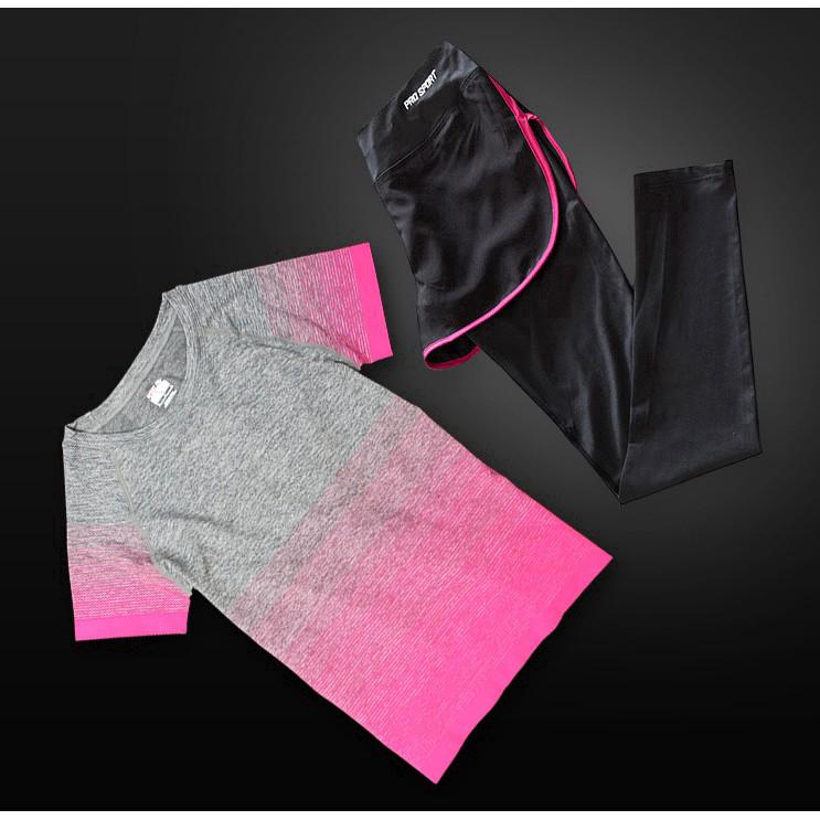 Set Pakaian Olahraga Wanita Profesional untuk Yoga Set Pakaian Olahraga Wanita Profesional untuk Yoga