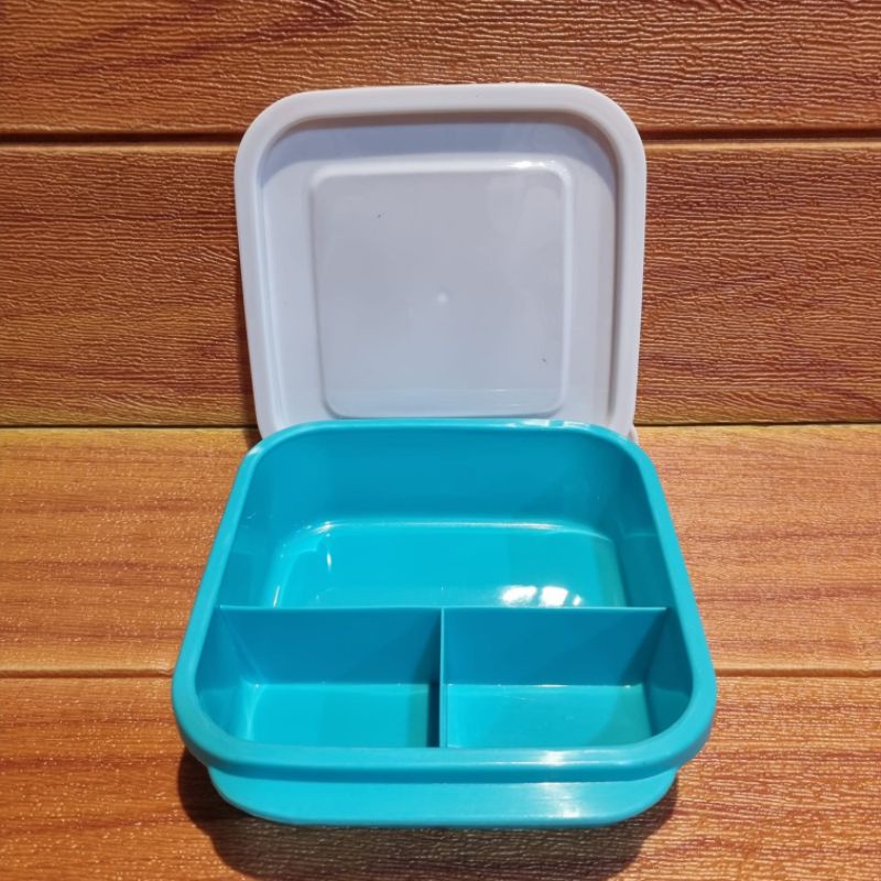 [ TAKUMA ] Kotak Makan Sekat 600ml / Lunch Box Warna / Tempat Makan Warna Murah / Lunch Box 3 Sekat