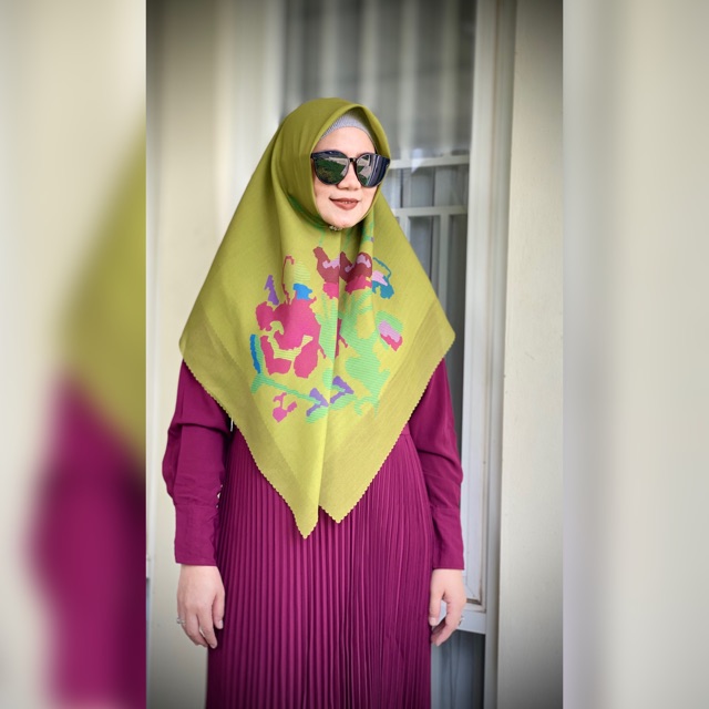 Jilbab Etnik Lagosi in Olive