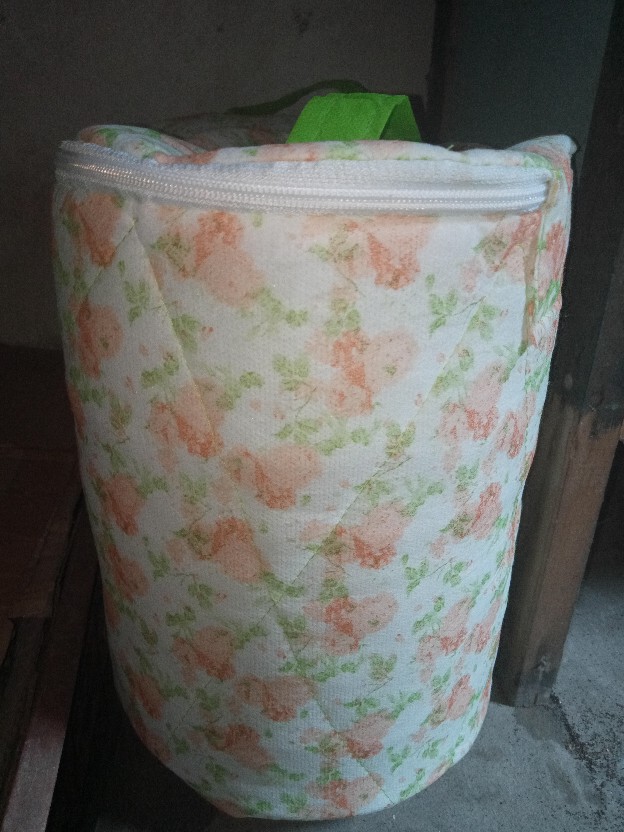Dengan Lapis Busa Sarung Piring 21cm