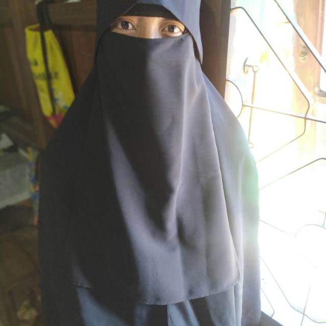 Niqab poni