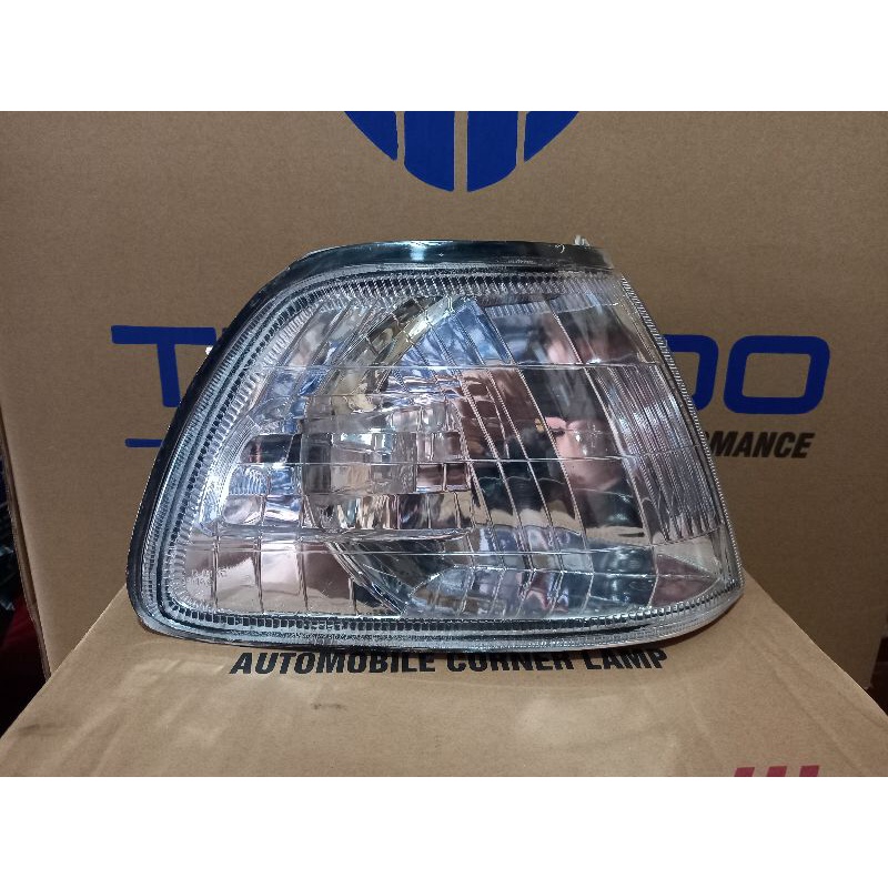 Lampu Sen Depan Kijang Kapsul Krista Tahun 2000-2002 Sebelah Kanan
