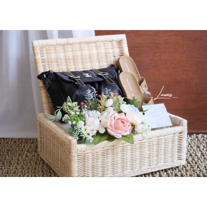 Sewa Kotak Hantaran Seserahan Murah Yogyakarta.