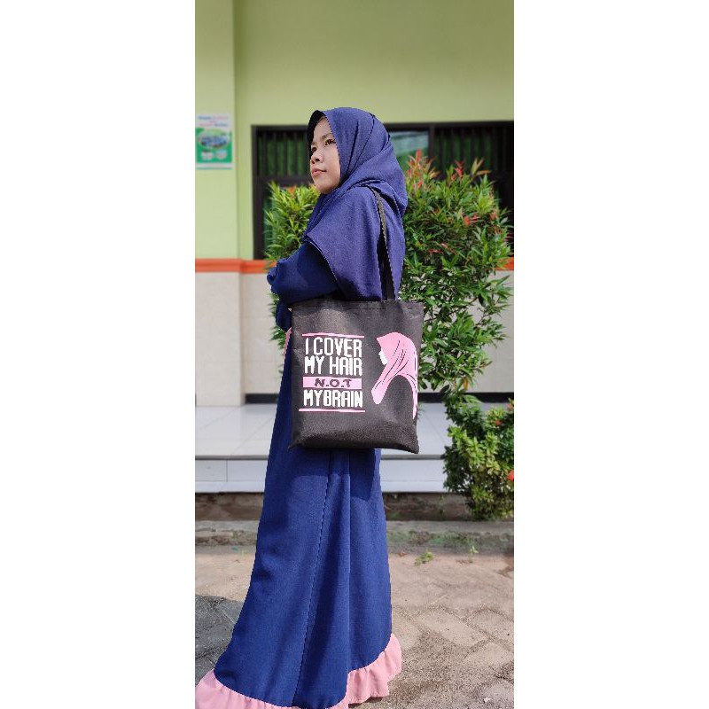 TOTEBAG MUSLIMAH / TOTEBAG BT21 / TOTEBAG BESAR MURAH