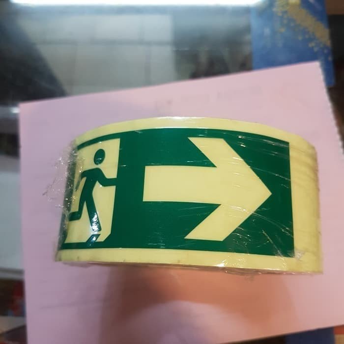 

SELOTIP LAKBAN SELOTIP GLOW IN THE DARK 5CMX10M JALUR EVAKUASI K3