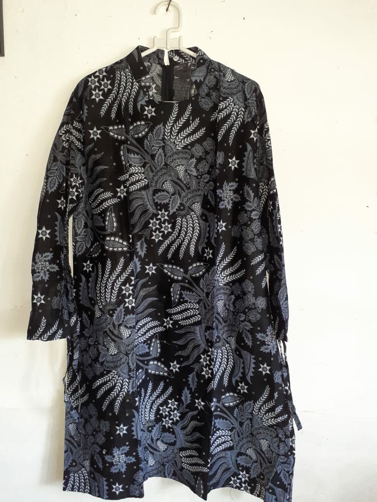 Batik Couple Keluarga - Sania Ruffle Ori Ndoro Jowi Dnt Sogan Motif Manggar Abu