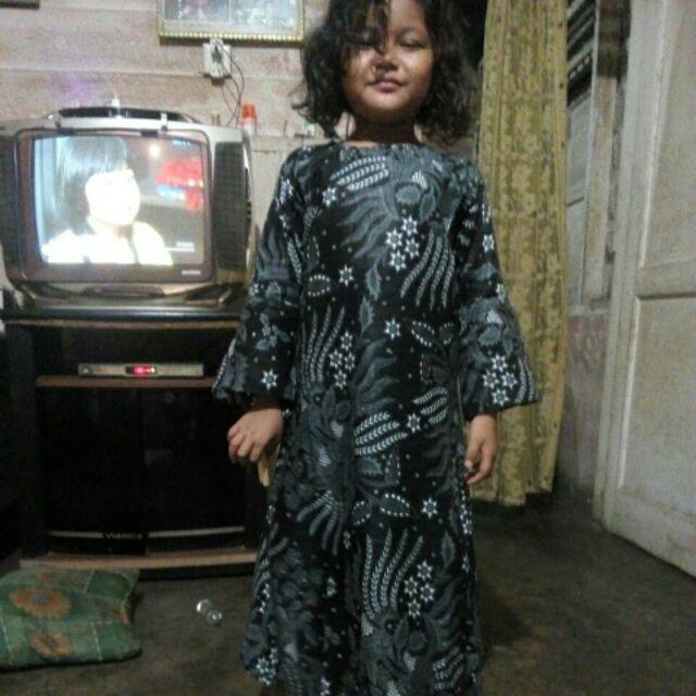 Batik Couple Keluarga Sania Ruffle Ori Ndoro Jowi Dnt Manggar Abu