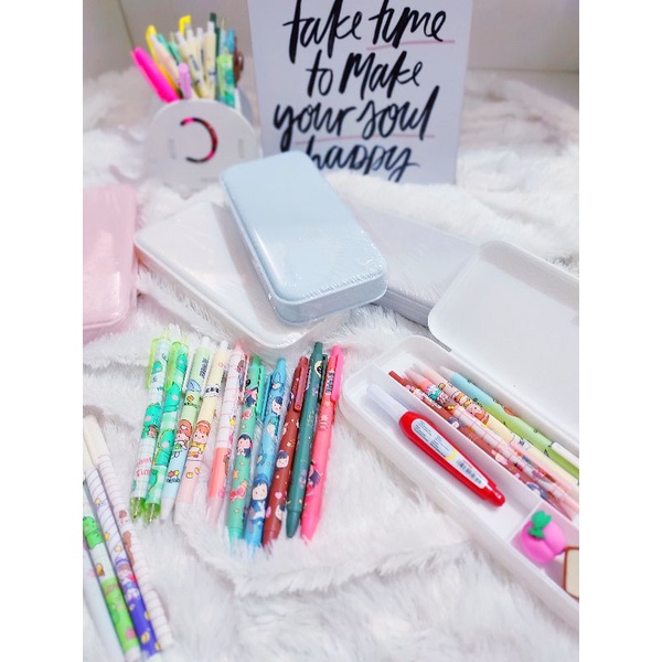 

Set Pensil Box + 6pcs Pena Gel Mekanik