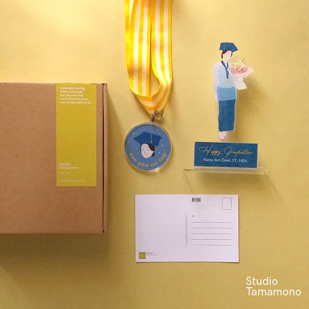 

PAKET C - CUSTOM HAMPERS ILUSTRASI GIFT SET