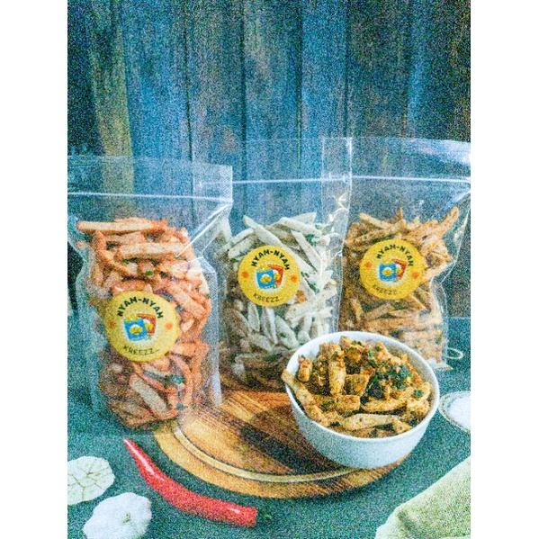 

Basreng cabe daun jeruk premium nyamnyam.krezz 100gr