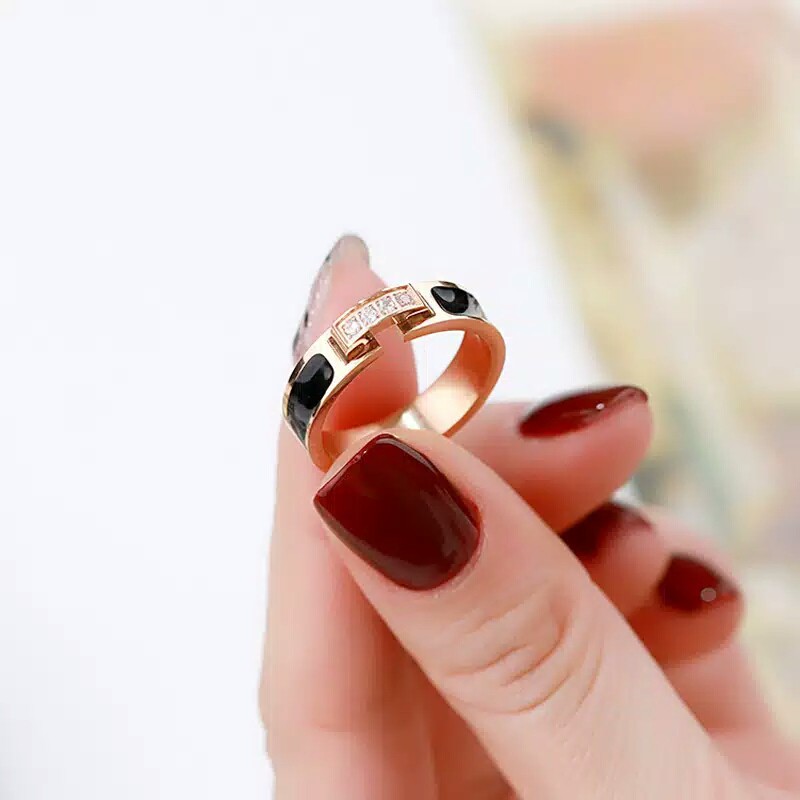 GG Cincin Titanium Steel Diamond Circle Black # CC-300