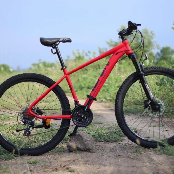 Sepeda gunung / MTB 27.5 Alton Best 1.0