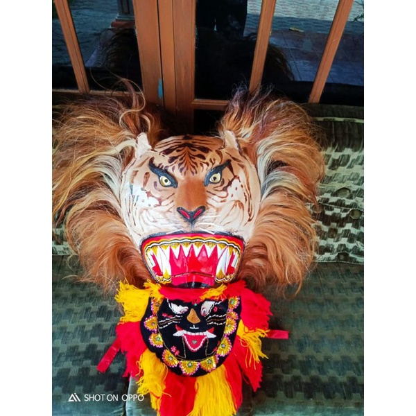 kepala reog kulit Sapi pedetan.