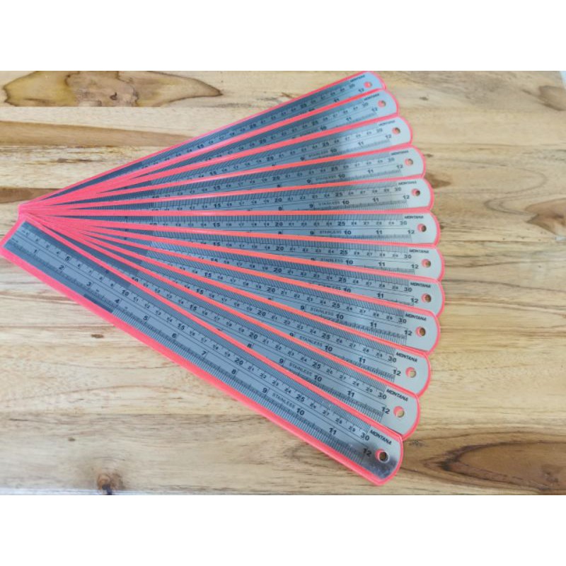 

Penggaris besi stainless steel 30cm