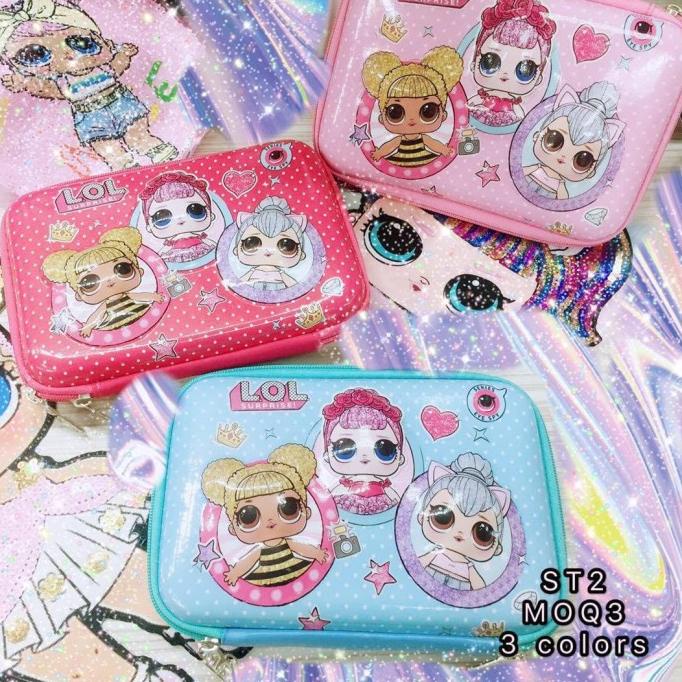 

BISA COD KOTAK PENSIL SMIGGLE LOOK ALIKE - LOL ( IMPORT )/TEMPAT PENSIL AESTHETIC/TEMPAT PENSIL ANAK PEREMPUAN/TEMPAT PENSIL LUCU/TEMPAT PENSIL 3D/TEMPAT PENSIL TRANSPARAN/TEMPAT PENSIL LUCU/TEMPAT PENSIL KOREA/TEMPAT PENSIL KAIN/TEMPAT PENSIL KALKULATOR