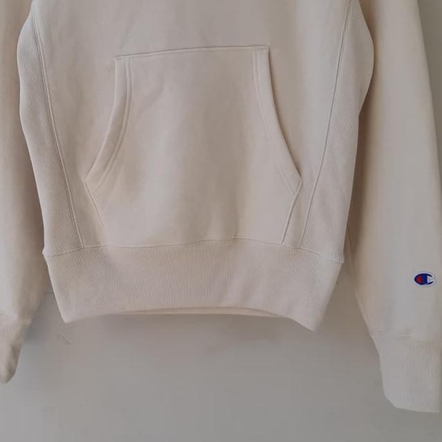 white champion hoodie xs