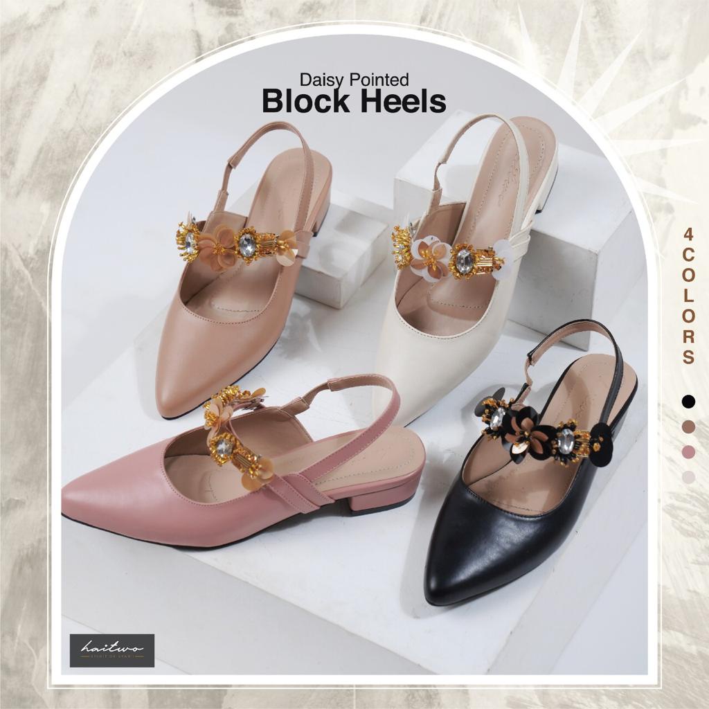 Haitwo Two Block Hells Daisy Pointed Sepatu Sandal Perempuan Cantik Dengan Aksen Bunga