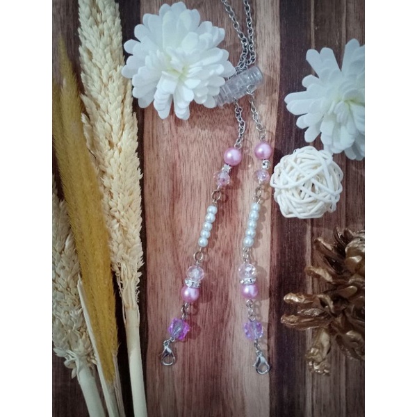 Strap Masker 2 in 1 hijab Rantai Mutiara Pink Crystal
