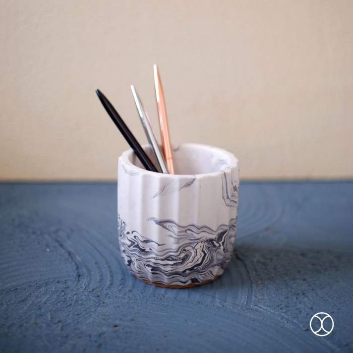 

Desk Organizer / Alexa Desk Organizer (Basic) / Pen Holder - Marble